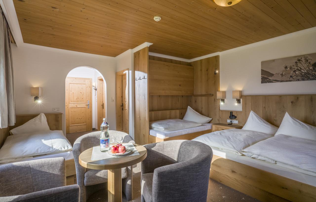Hotel Garni Klocker Kaltenbach Esterno foto